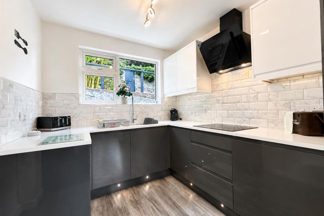 17, Hillside Road, Brixham photo 4