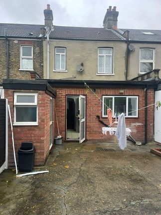 Terraced house to rent in Burges Road, London