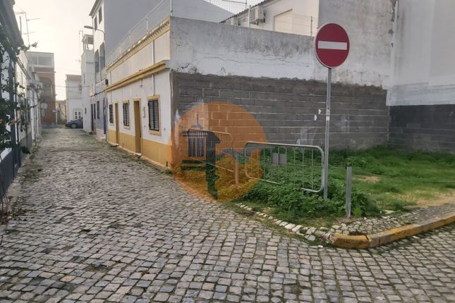 Detached house for sale in Rua Capitão Jorge Ribeiro, Santa Luzia, Tavira