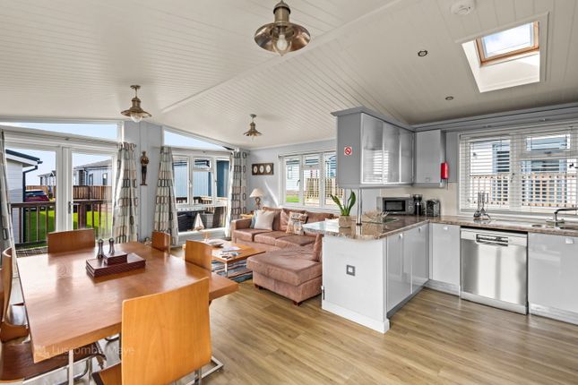 7 Salcombe Retreat, Soar Mill Cove, Malborough photo 4