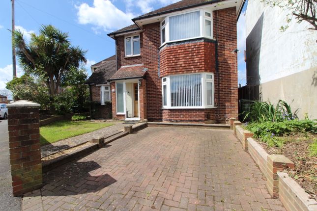 Thumbnail Detached house to rent in Knowsley Road, Cosham, Portsmouth