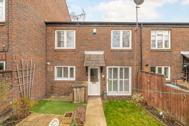 2-bed house on 28, Hickin Close, London, £475,000