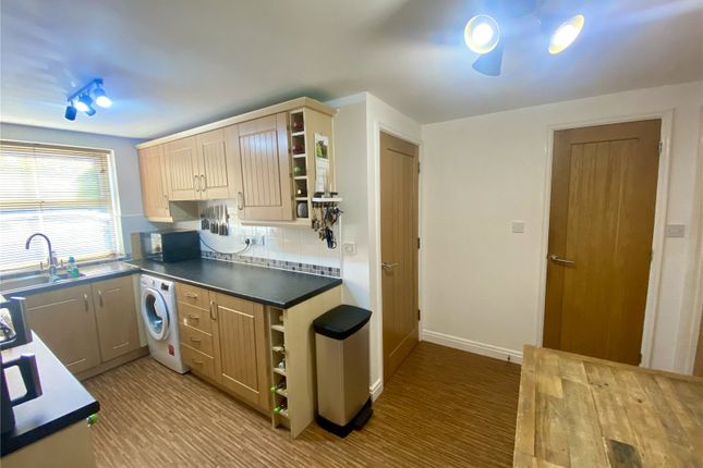 5, Fulford Close, Devon photo 4