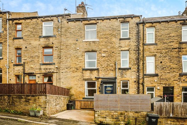 Thumbnail Terraced house for sale in Fixby Avenue, Halifax