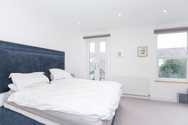 10 Fredericks Place, London photo 4