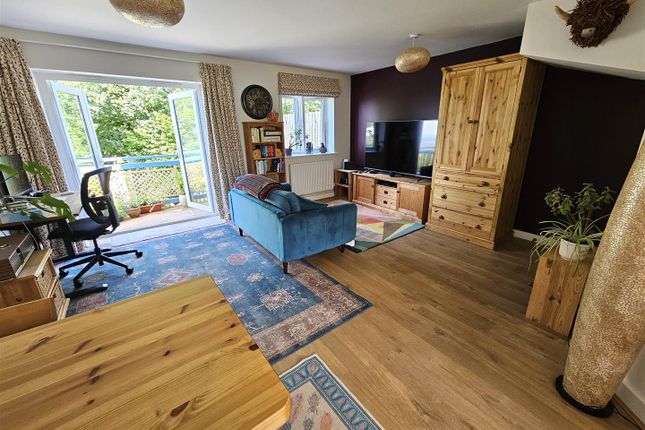 8, Holt Close, Yelverton photo 3