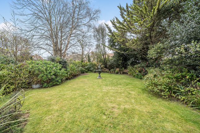 Courtney Lodge, Sylvan Way, Bognor Regis photo 3