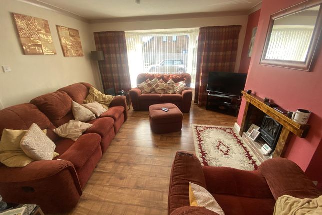 2, St. Ronans Drive, Whitley Bay photo 2