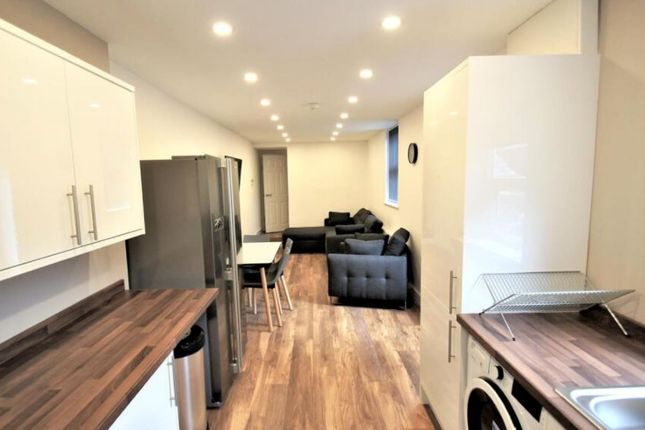 33, Furness Road, Manchester photo 4
