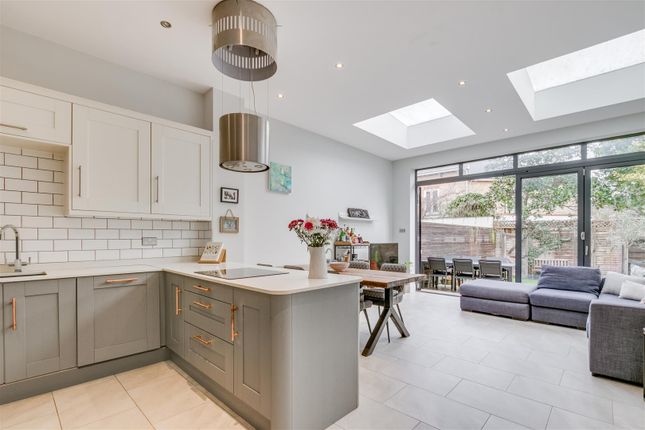 Thumbnail Property for sale in Durnsford Avenue, London