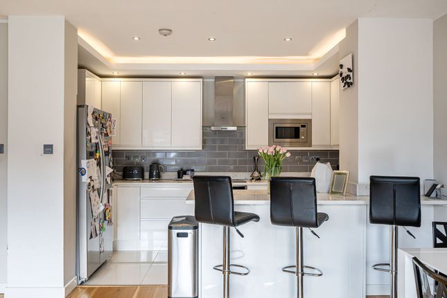 123 Malden Road, Sutton photo 3