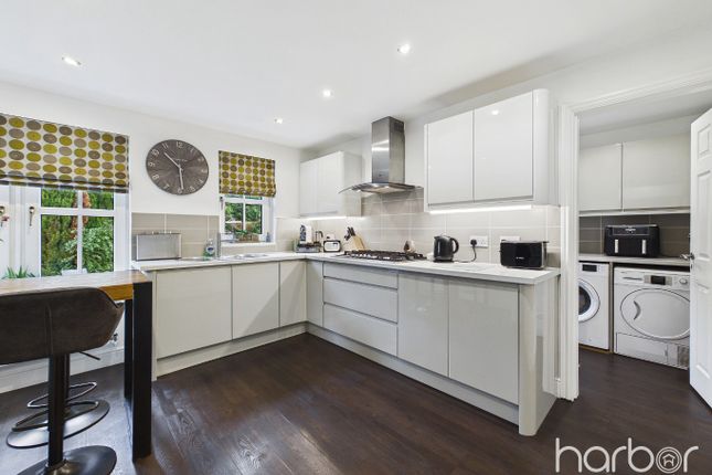 16 Barrachnie Place, Garrowhill, City of Glasgow photo 4