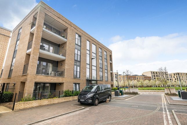 Thumbnail Flat for sale in Henry Road, Oval