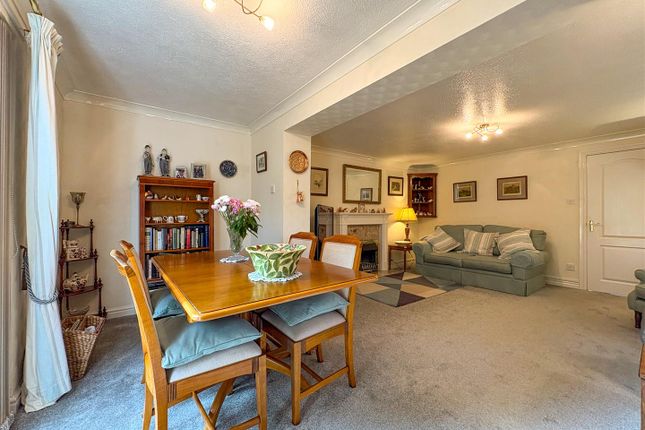 9, Scott Close, Sandbach photo 4