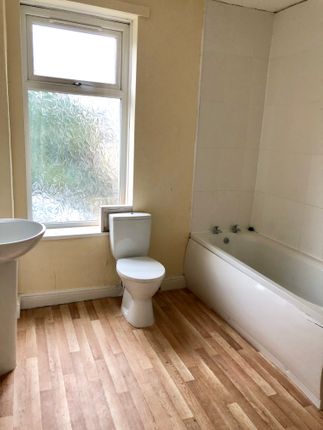 89, Thursby Street, Bradford photo 5