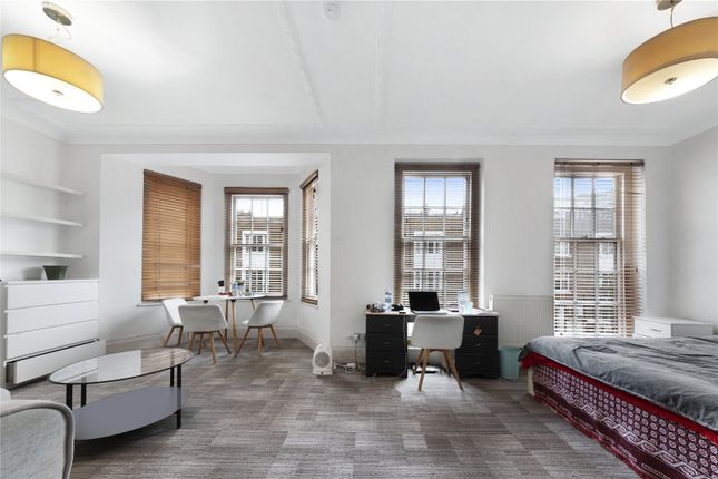 Flat for sale in Seymour Place, London