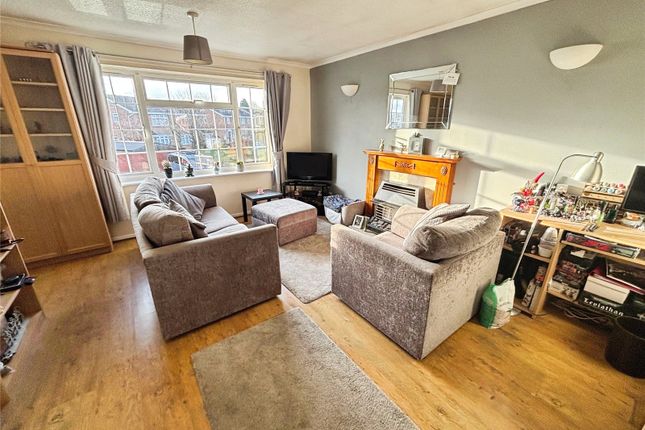 4, Worcester Grove, Wolverhampton photo 2