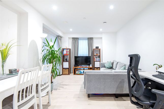 Thumbnail Flat for sale in Effra Gardens, 1 Heartwell Avenue, London