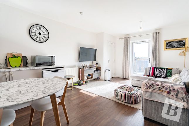 2-bed flat on Flat 19,, Parchment House, Rainham, £300,000