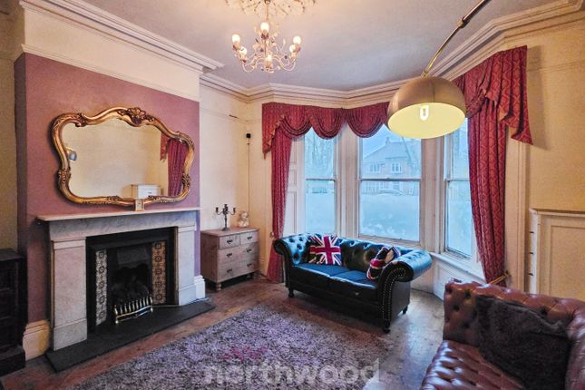 2, Avenue Road, Doncaster photo 2