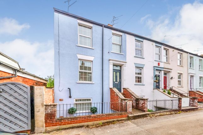Town house for sale in Crown Street, Newark