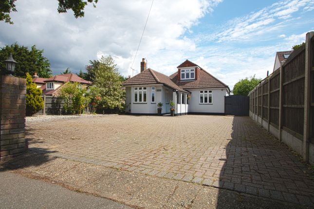 Thumbnail Detached bungalow for sale in Brentwood Road, Dunton, Brentwood