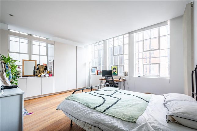 Flat to rent in Shoreditch High Street, Shoreditch