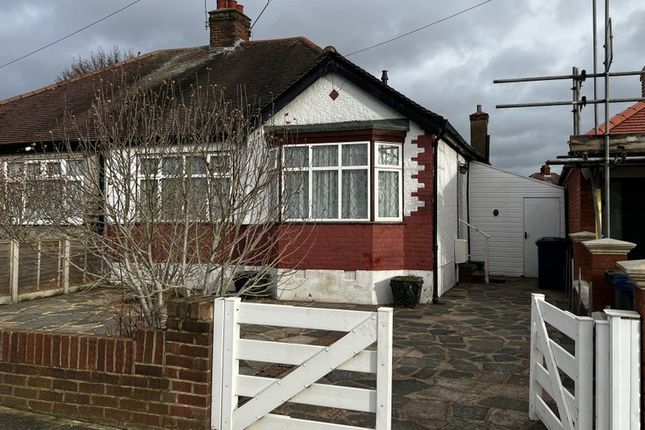 Manor Avenue, Northolt photo 3
