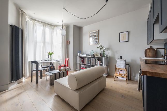 Thumbnail Flat for sale in Leytonstone Road, London