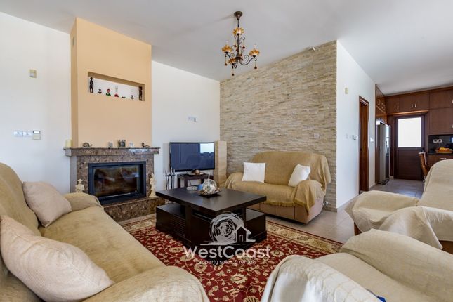 Villa for sale in Thrinia, Paphos, Cyprus
