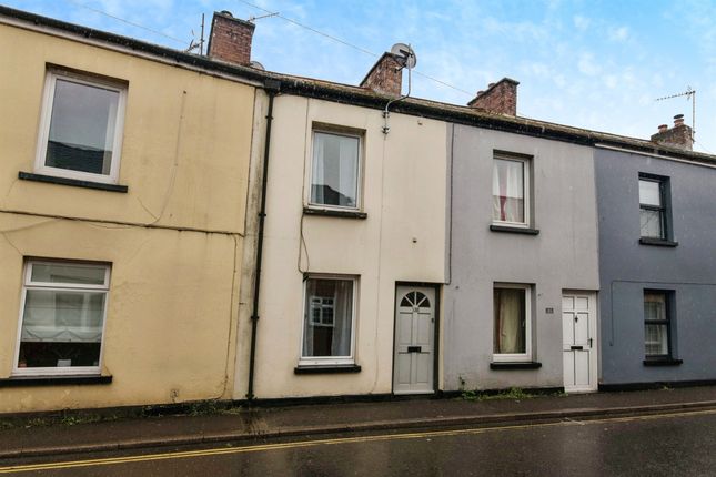 Terraced house for sale in Chapel Street, Tiverton