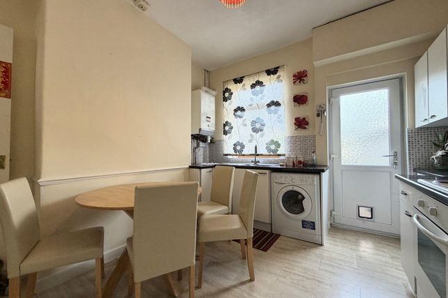 2, Erewash Street, Alfreton photo 4