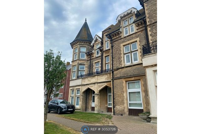 Apartment, The Towers Vista Road, Clacton-On-Sea photo 3
