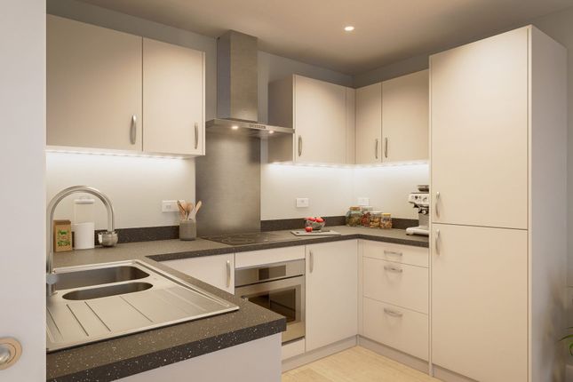 26, Fleming Way, Isleworth photo 2