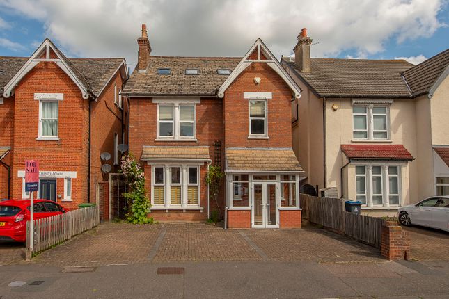Flat for sale in 42 Beaufort Road, Kingston Upon Thames