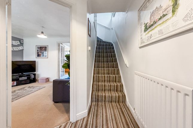 42 Clos Cwm Garw, Caerphilly photo 4