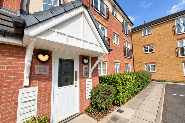 37, Davenham Court, Liverpool photo 2