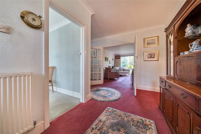 12, Pound Court Drive, Orpington photo 2