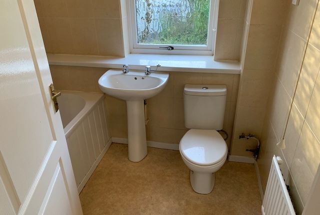 4, Summerfield Court, Cardiff photo 3