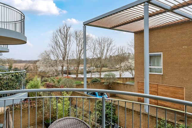 37, Almansa Way, Lymington photo 2