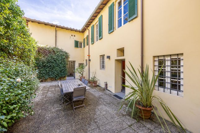 Apartment for sale in Via San Nicolao, Lucca, Tuscany, Italy
