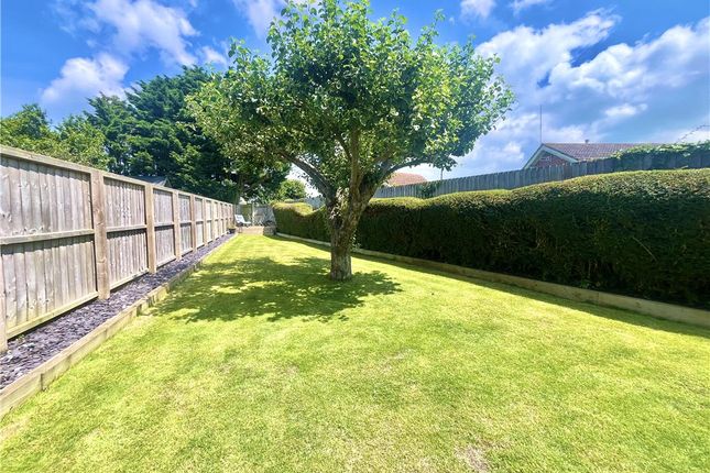 29, Wyatts Lane, Isle of Wight photo 4