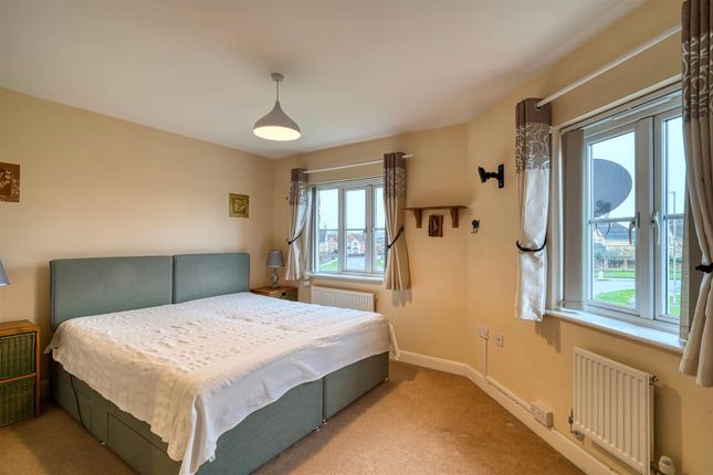 6 Hardy Court, Marlott Road, Gillingham photo 4