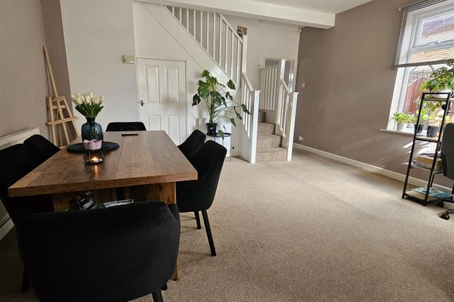 1, Dodsworth Street, Mexborough photo 3