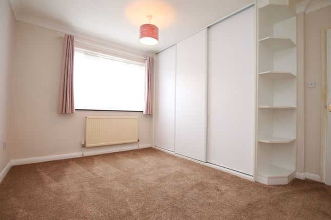 65, Elsham Crescent, Lincoln photo 5