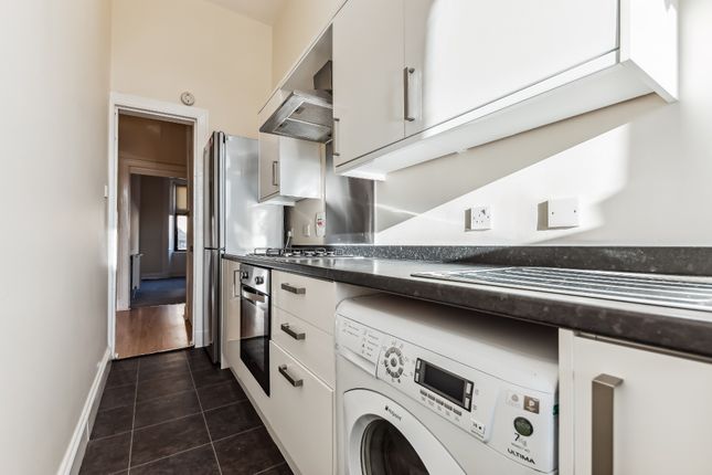 Flat to rent in White Street, Partick, Glasgow
