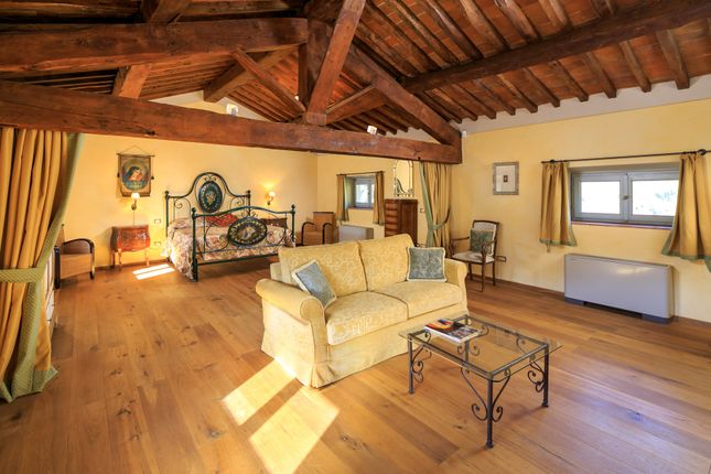 Villa for sale in Via Statale Abetone, San Giuliano Terme, Toscana