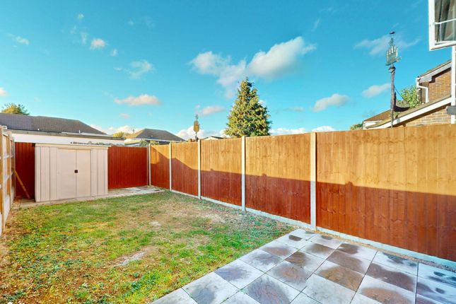 27 Tollgate Drive, Hayes photo 4