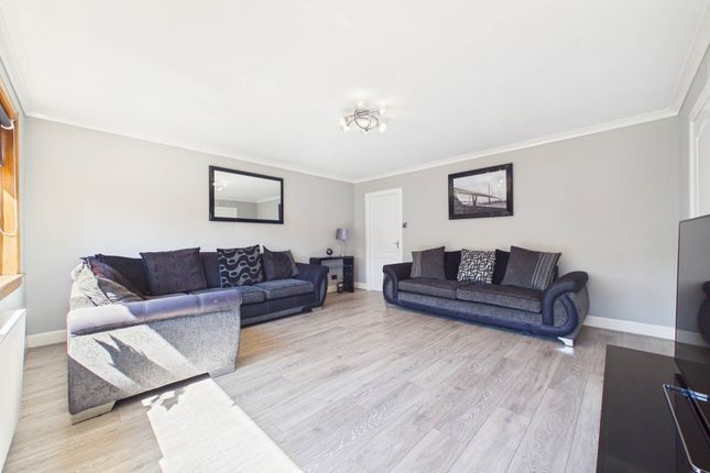 1, Park Drive, Bellshill photo 4