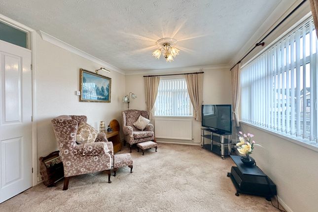 1, Ashwood Close, Great Yarmouth photo 3
